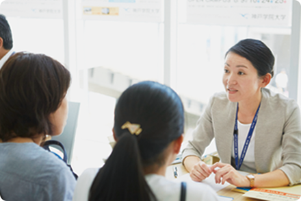 個別相談コーナーの様子